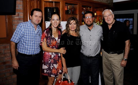 Gerardo,  Susana, Arlette, Ramiro y Constantino.