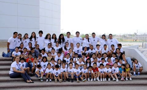 PARTICIPANTES  del Curso de Verano de la Universidad Tec Milenio.