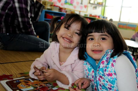 Azeneth y Andrea.