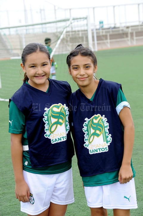 Andrea  y Mariana.