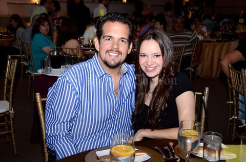 15072013 ALEJANDRO  y Mariana.