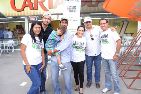 DELY,  Juan, Alex, Diana, Jorge e Iván.
