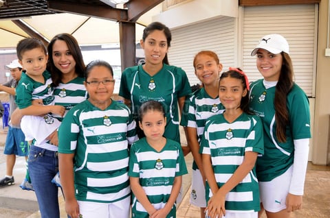 SERGIO,  Selene, Evelyn, Ana, Marifer, Fernanda, Frida y Mariana.