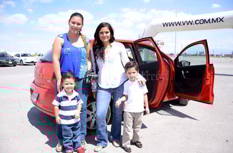 Caro,  Fabiola, Guillermo y Alejandro.