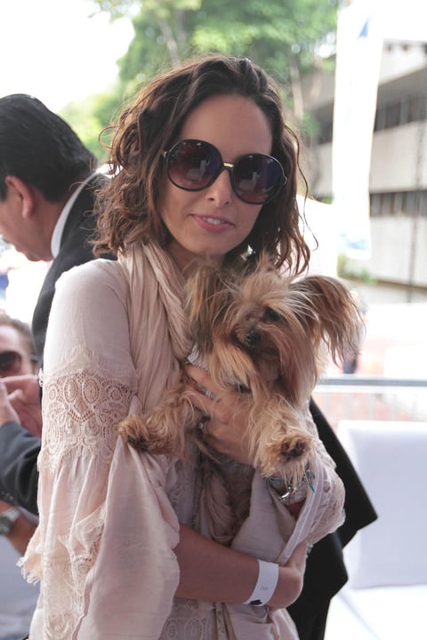 Ana Serradilla también acudió a celebrar con su mascota.