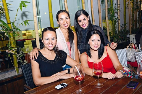 21072013 CLAUDIA,  Marisol, Rosy y Gaby.