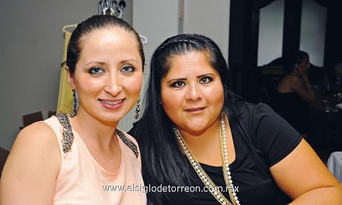 22072013 MUñECA  de Tueme y Sofía Tueme.