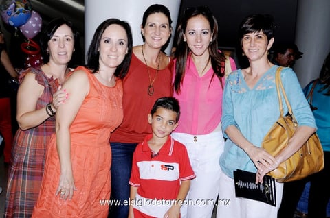 Jaqueline,  Alan y Claudia.