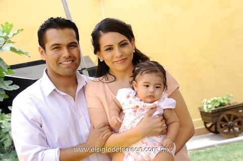 Marcel,  Gloria y Ana Sofía Hurtado.