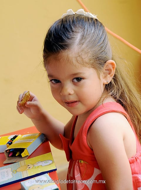 Ana Isabel.