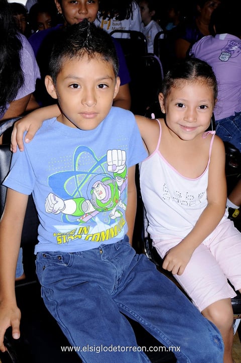 Nayeli y Yudith.