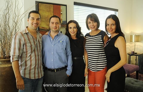 Gerardo Gómez,  Antonio Achem, Maru Achem, Pita Campa e Isela González.