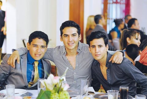Jonathan López, Osvaldo Venegas y Jesús Padilla.