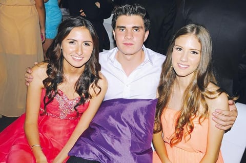 Marcela, Vivian y Paola.