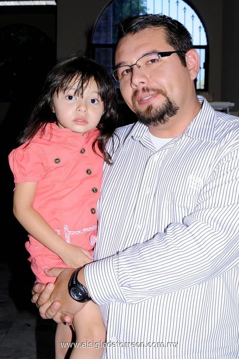 Daniela Belem  y Salvador Castillo.