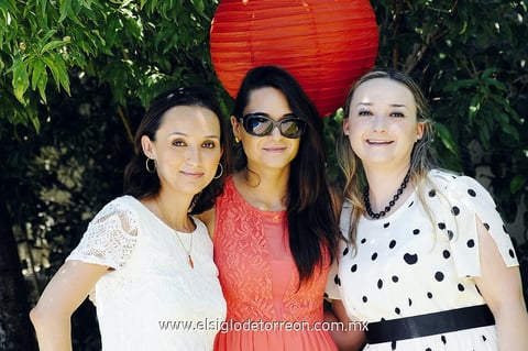 28072013 RECIENTE EVENTO.  Ana Laura, Pily y Mary Carmen.