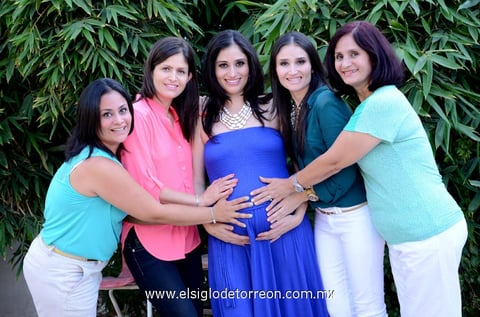 01082013 ISABEL MORALES  acompañada por Edna, Elisa, Tere y Mirna.