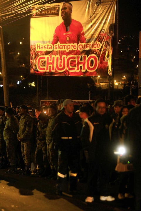 'Hasta siempre querido Chucho" se leía en una manta. (EFE)