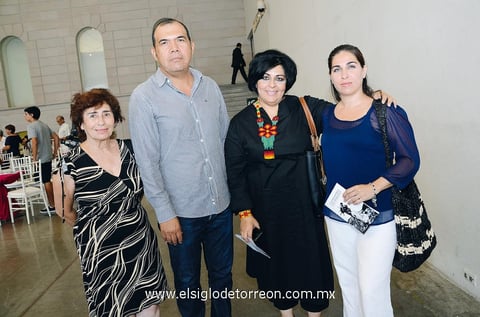 05082013 EN EL AROCENA.  Bertha, Óscar, Alejandra y Judith.