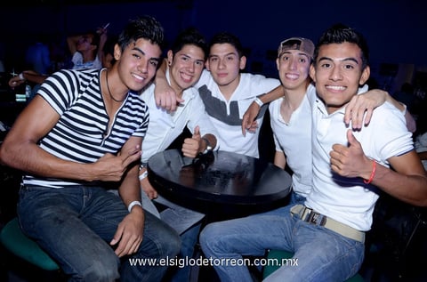 06082013 DANIEL,  Alan, Alejandro, Víctor y Julio.