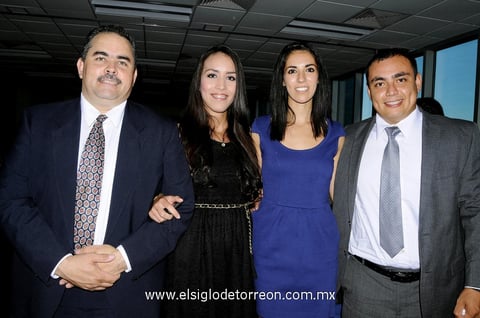 06082013 MARISOL  Carrillo, Rocío López y Laura Salas.