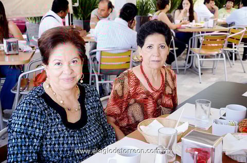 Elvia  y Lipa.