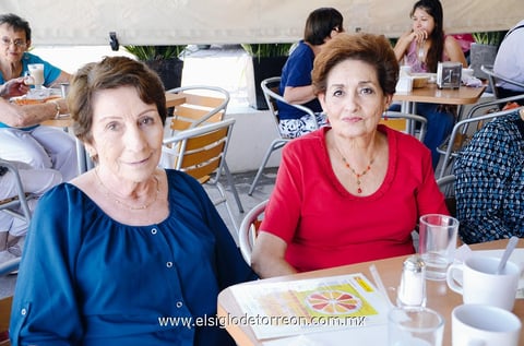 Ernestina  y Eva.