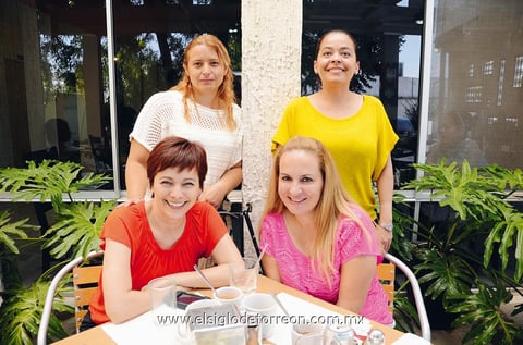 05082013 GINA,  Lucy, Annel y Píldora.