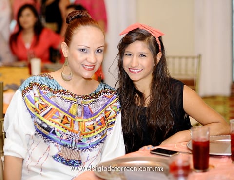 Gaby  y Anet.