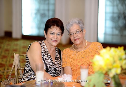 Karla,  Evangelina y Pamela.