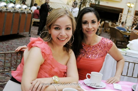 Elena Moka  y Rocío Ramírez.