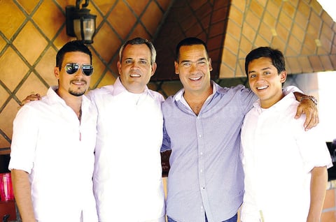 Sinuhé, Alfredo, Salvador y Beto.