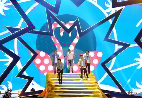 La ceremonia de los premios Teen Choice 2013 estuvo marcada por distintas emociones con la primera aparición pública de Lea Michele tras la muerte Cory Monteith, así como también momentos graciosos y energéticas presentaciones musicales.