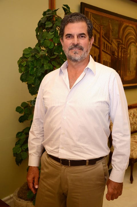 Gabriel  Curiel.