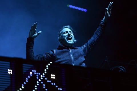 David Guetta logró 30 millones.