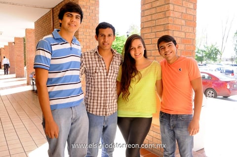 17082013 NAZARIO SIMóN  Rodríguez, Luis Gómez, Kenya Chavero y Roberto Muñoz.