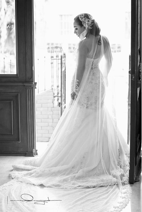 Srita. Paola  Rosas Acosta el dí­a de su boda con el Sr. Pablo Andrés Berastegui Buriticá.- Laura Grageda Fotografía