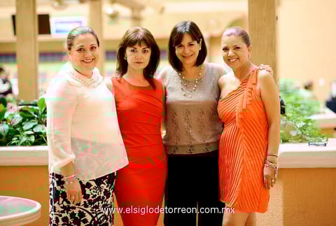 18082013 GLORIA  Bernal, Sofía Tueme, Gloria Chávez y Muñeca Gutiérrez.