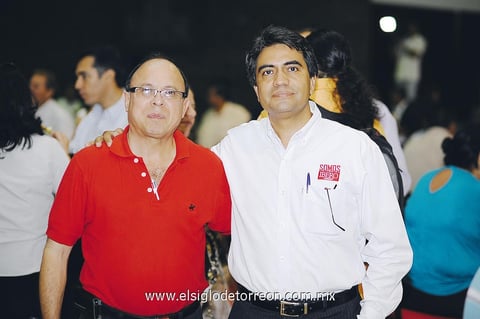 18082013 BIENVENIDA DE MAESTROS.  Manuel Fong y Javier Ramírez.