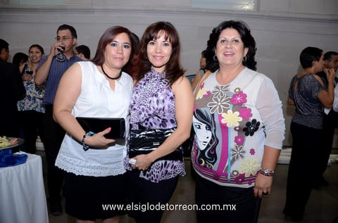 18082013 CONVIVEN.  Laura, Patricia y Paty.