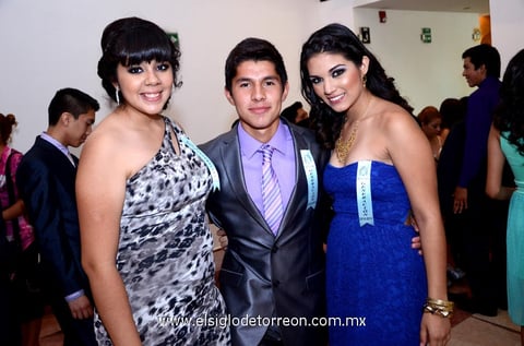 20082013 AMENA TARDE.  Diana, Delia y Adriana.