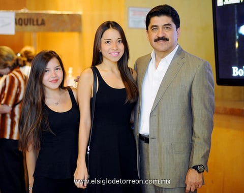 20082013 MARíA JOSé , Itzel y Armando.