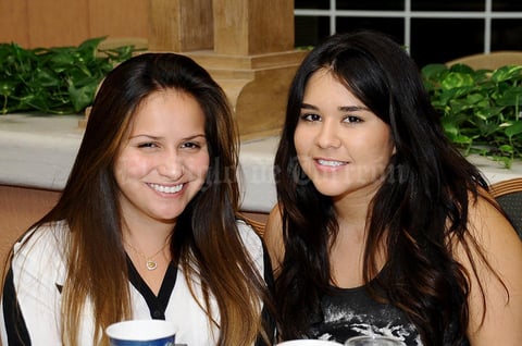 Rocío Martínez y Marcela Riquelme.