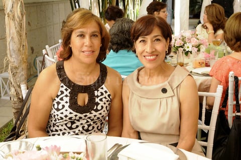María Luisa Facio y Emma Sánchez Álvarez.
