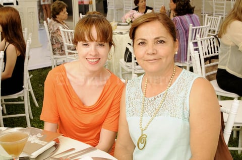 Oralia Salgado y Nury Salum.