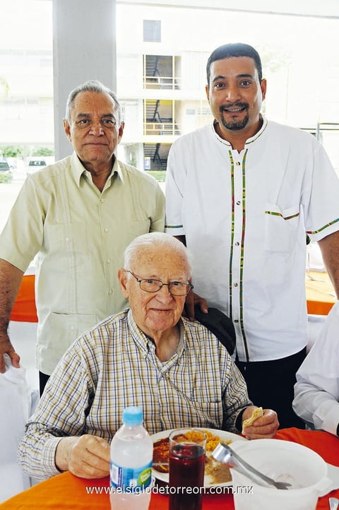 26082013 PBRO. RODOLFO  Reza Palomares, Pbro. Manuel Gregorio Aguirre Fuentes y Pbro. Alberto Torres.