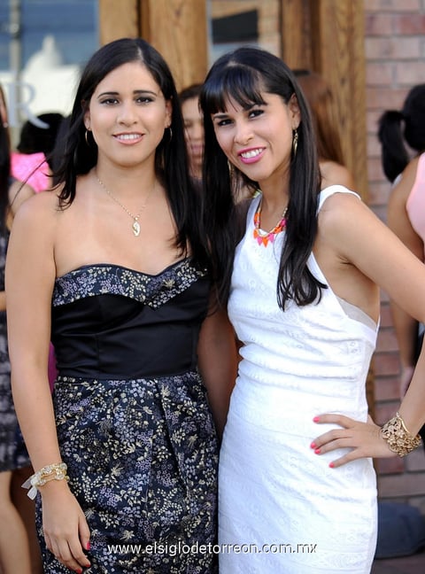 28082013 GLADYS  y Jocelyn.
