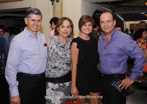 31082013 JAIME , Sofía, Ana Sofía y César.
