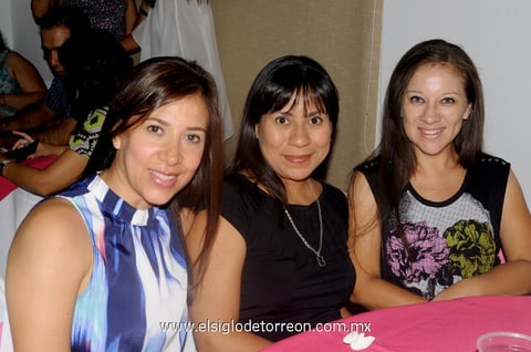 30082013 SUSY , Claudia y Maricarmen.