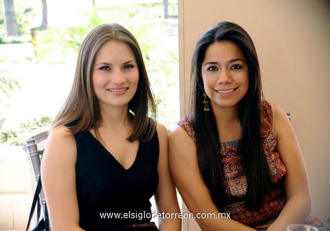ALEJANDRA  y Marlene.